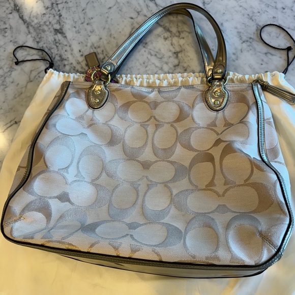 Coach gold and tan jacquard fabric tote with tan trim, pink satin lining. - Picture 5 of 12